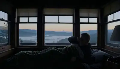 Ein Redwood-Wald, der nachts lautlos wandert, Horror-Kurzfilm