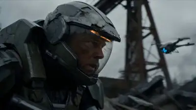 Lone soldier vs drone swarm in a post-apocalyptic ruin