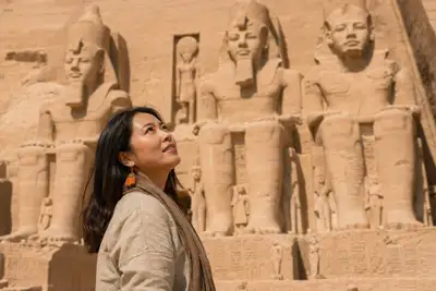 Fotografia Documental de Mulher em Abu Simbel