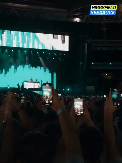 Performance de rap en stade, style vidéo de fan filmée à l'iPhone