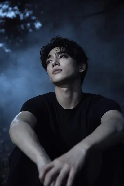 Koreanisches Drama-Poster-Stil-Männerporträt, Untersicht