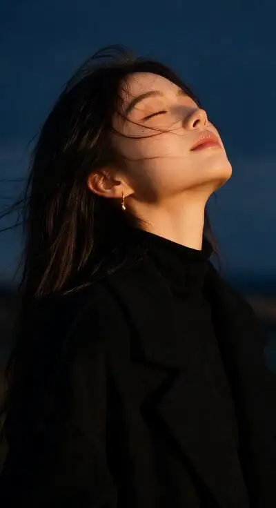 Cinematic Fashion Lifestyle Video Prompt
