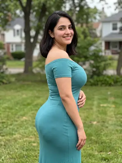 Femme indienne photoréaliste en robe sarcelle