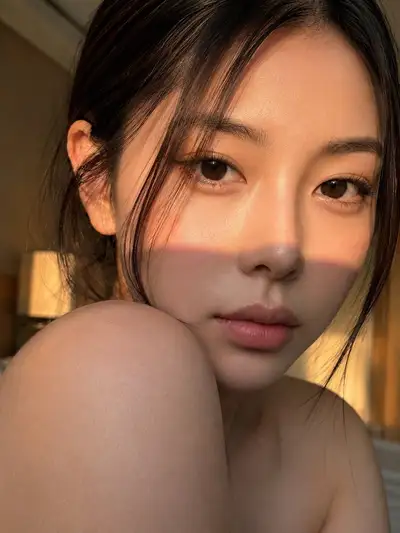 Golden Hour Beauty Portrait Prompt