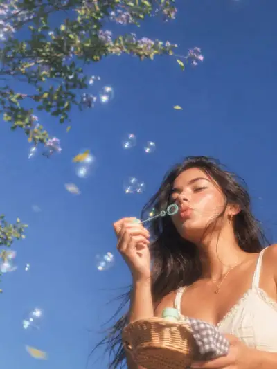 Dreamy Springtime Lifestyle Portrait with Jacaranda