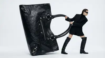 Luxury Fashion Editorial Photoshoot Prompt