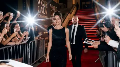 Paparazzi Red Carpet Celebrity Scene