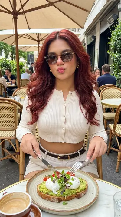 Paris Cafe Lifestyle Photo Prompt