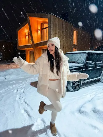 Cinematische Winter-Mode-Fotografie-Prompt