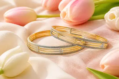 Luxury Jewelry Editorial Photography Prompt