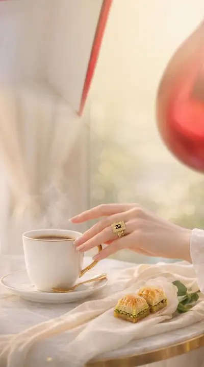 Swap the ring and add Turkish baklava to a coffee scene