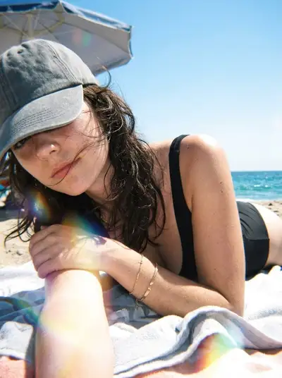Portrait selfie de plage ultra réaliste avec Nano Banana