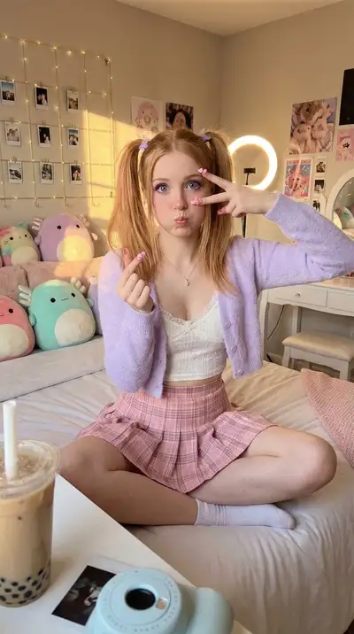 Y2K aesthetic content creator selfie with a cute pose
