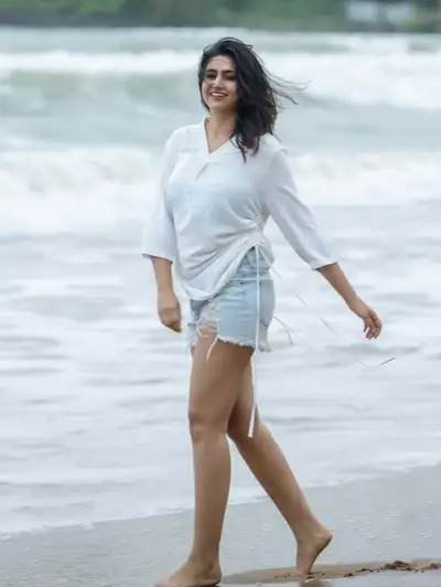 Photorealistic Beach Walk Portrait of Indian Woman