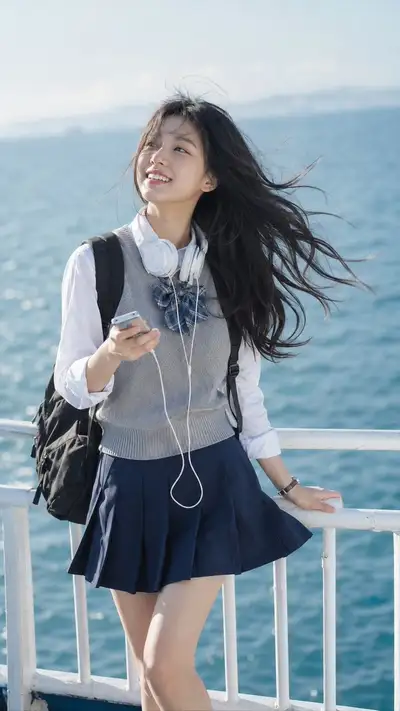 Seaside portrait inspired by When the Wind Rises
