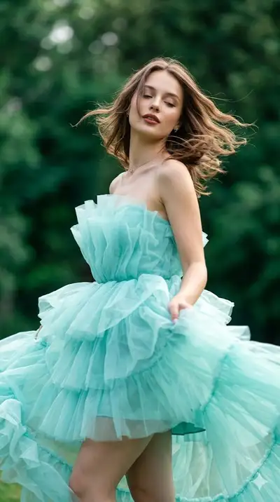 Cinematic Fashion Portrait with Motion