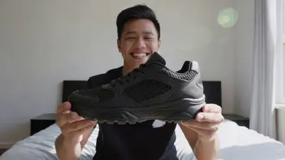 15-Second UGC Sneaker Ad for Kling 3.0