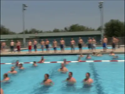 VHS-Camcorder-Pool-Jetpack-Fail im Stil der frühen 2000er, Seedance 2.0