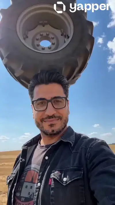 Mishap Viral Cinématographique de Pneu de Tracteur