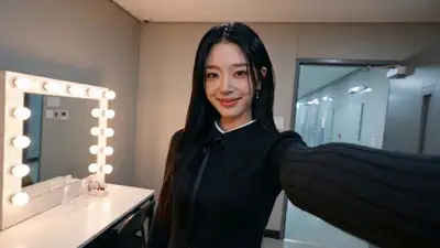 K-pop idol behind-the-scenes vlog, 8-cut handheld selfie video