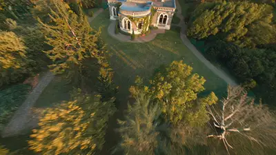 Cinematic FPV Flythrough of Romanesque Revival House
