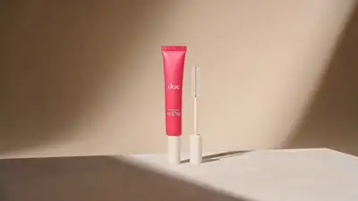 Comercial de beleza de luxo para um creme de finalização capilar