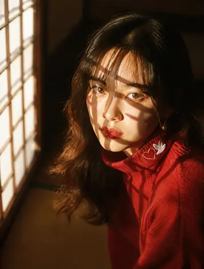 Intimate portrait through shoji screen light patterns