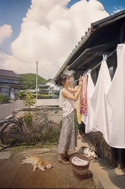 Portrait champêtre spontané d'un jour de lessive au Japon