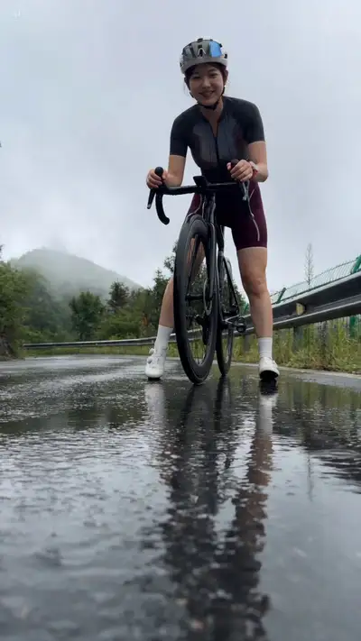 Authentic Cycling Vlog 30s Video Prompt