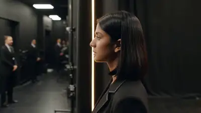 Maya's Runway Confrontation - 15s Dramatic Scene
