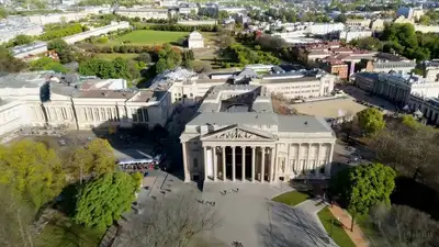 Museum Art Tour Flythrough