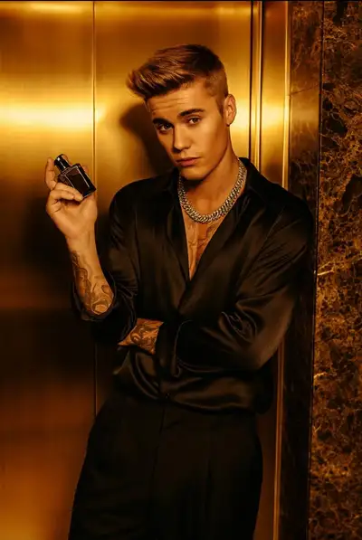 Luxury elevator portrait for showcasing a perfume bottle
