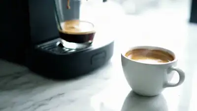 Espresso Machine Luxury Ad Video Prompt